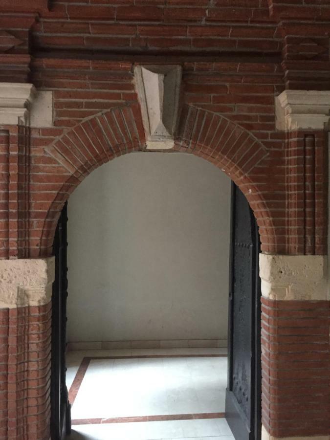 Appartement Toulouse plein centre-jusqu'à 4 personnes-Parking et Petit déjeuner inclus Extérieur photo